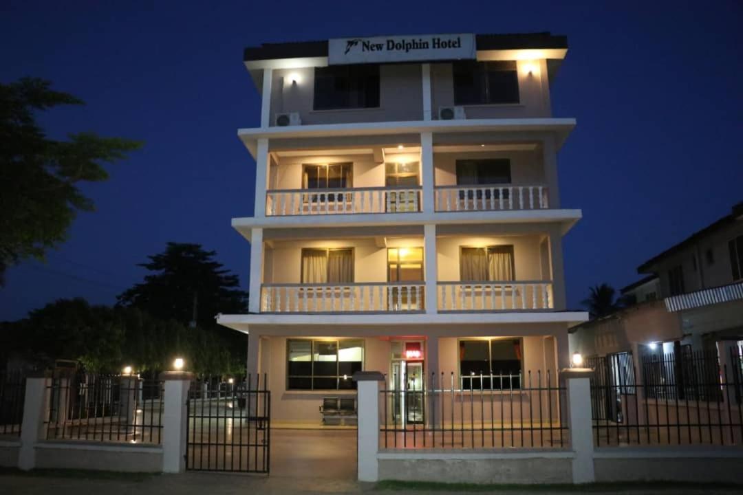Dolphin Hotel Танга Екстер'єр фото