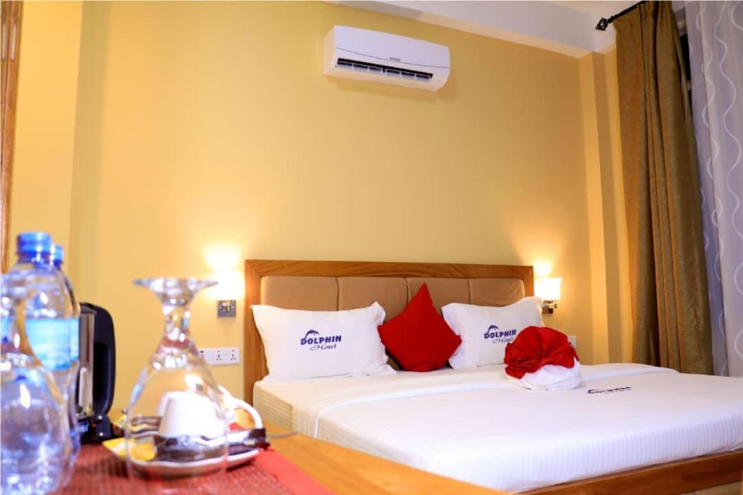 Dolphin Hotel Танга Екстер'єр фото