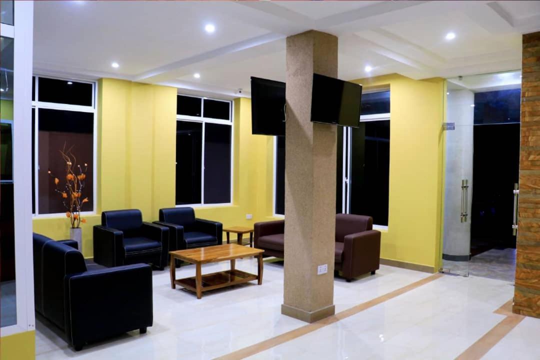 Dolphin Hotel Танга Екстер'єр фото